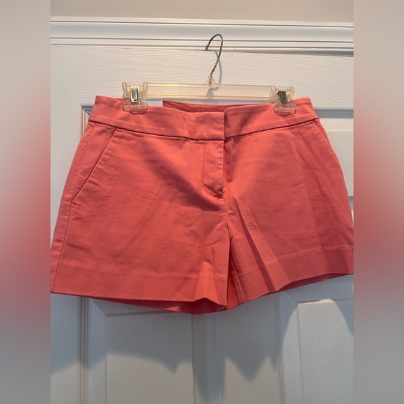 NWT Loft Shorts Sz 2 - Picture 2 of 3